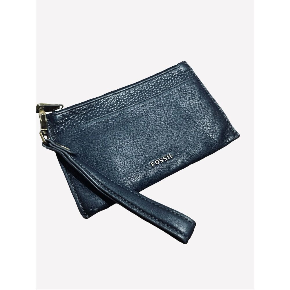 Fossil Tara Leather Wristlet - image 2